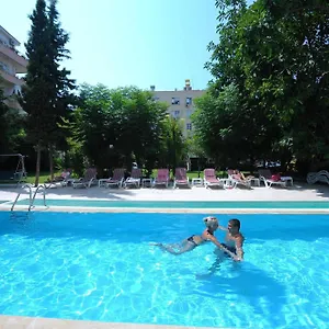 Laguna Szálloda